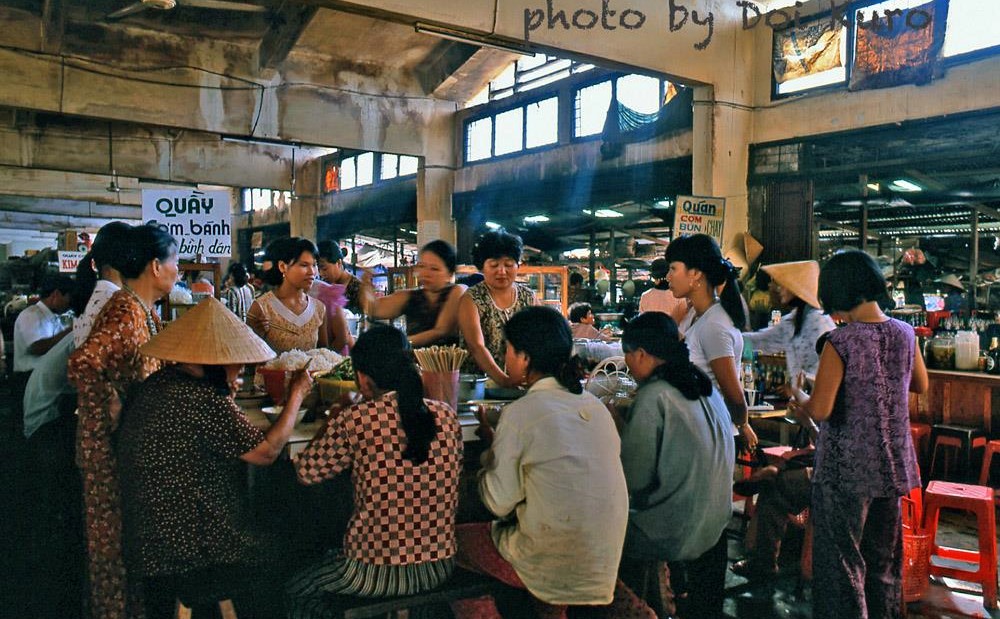 NHÌN LẠI ẨM THỰC TUỔI THANH XUÂN CỦA