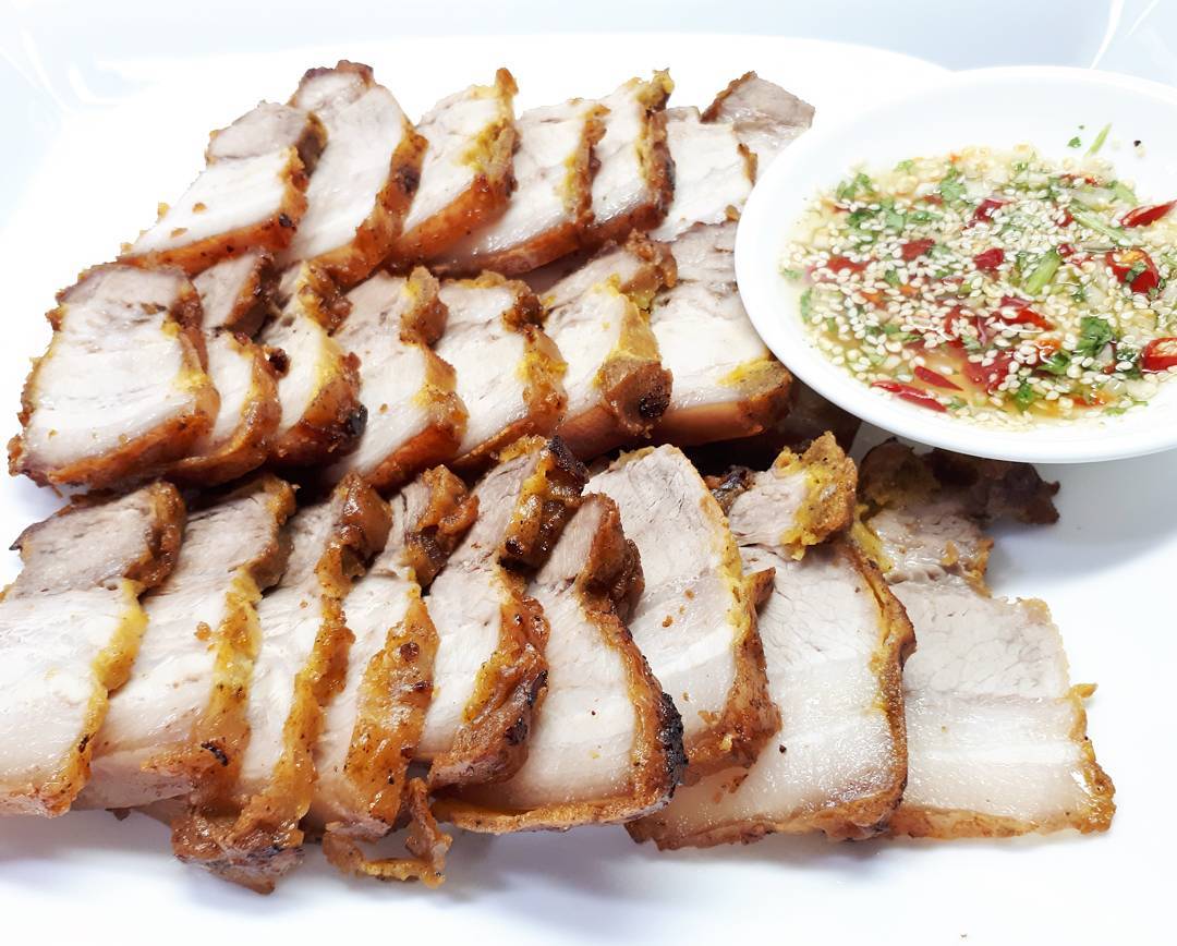 Thịt heo chiên kiểu Thái