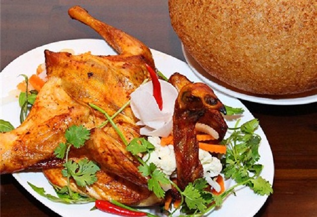 Gà nướng lu