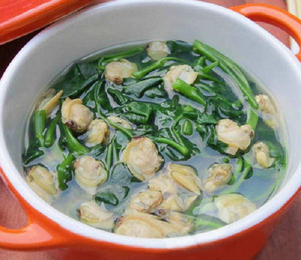 Canh hến mồng tơi