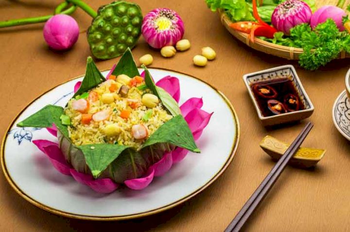 ĐỘC LẠ VỚI NHỮNG MÓN ĂN LÀM TỪ HOA CHỈ CÓ Ở VIỆT NAM