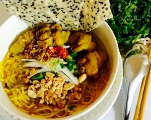 Mì Quảng gà xứ Quảng