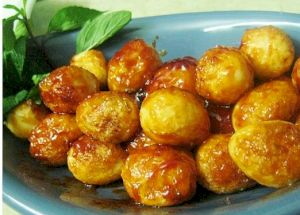 Trứng cút chiên sốt chua rẻ tại nhà