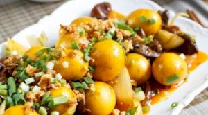 Lòng gà xào cùng trứng non
