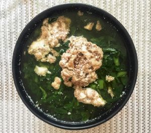 Canh cua rau mồng tơi