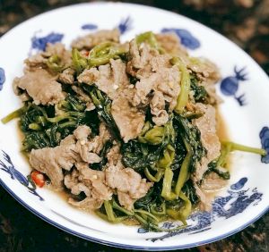 Bò xào rau muống
