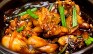 Ếch kho tộ