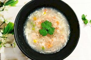 Súp tôm đậu Hà Lan